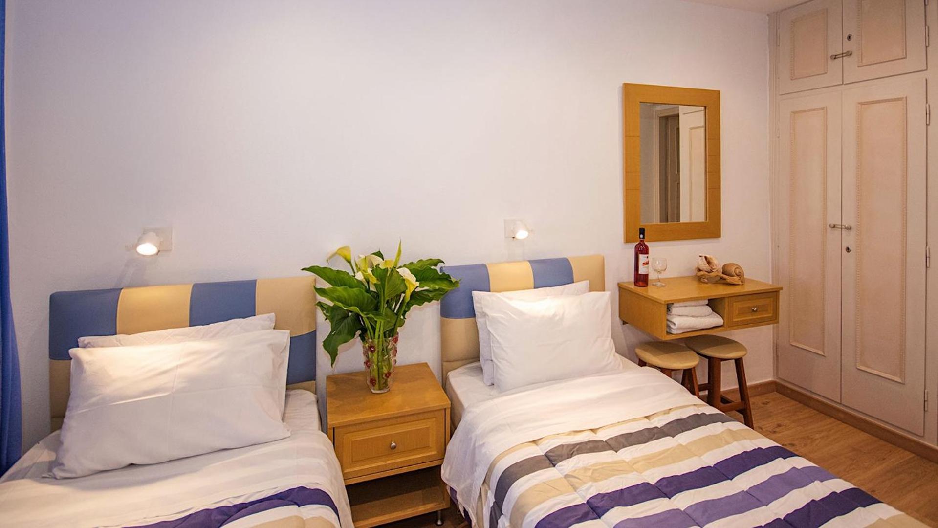 Pension Ageliki Kalogera Mykonos Town ภายนอก รูปภาพ